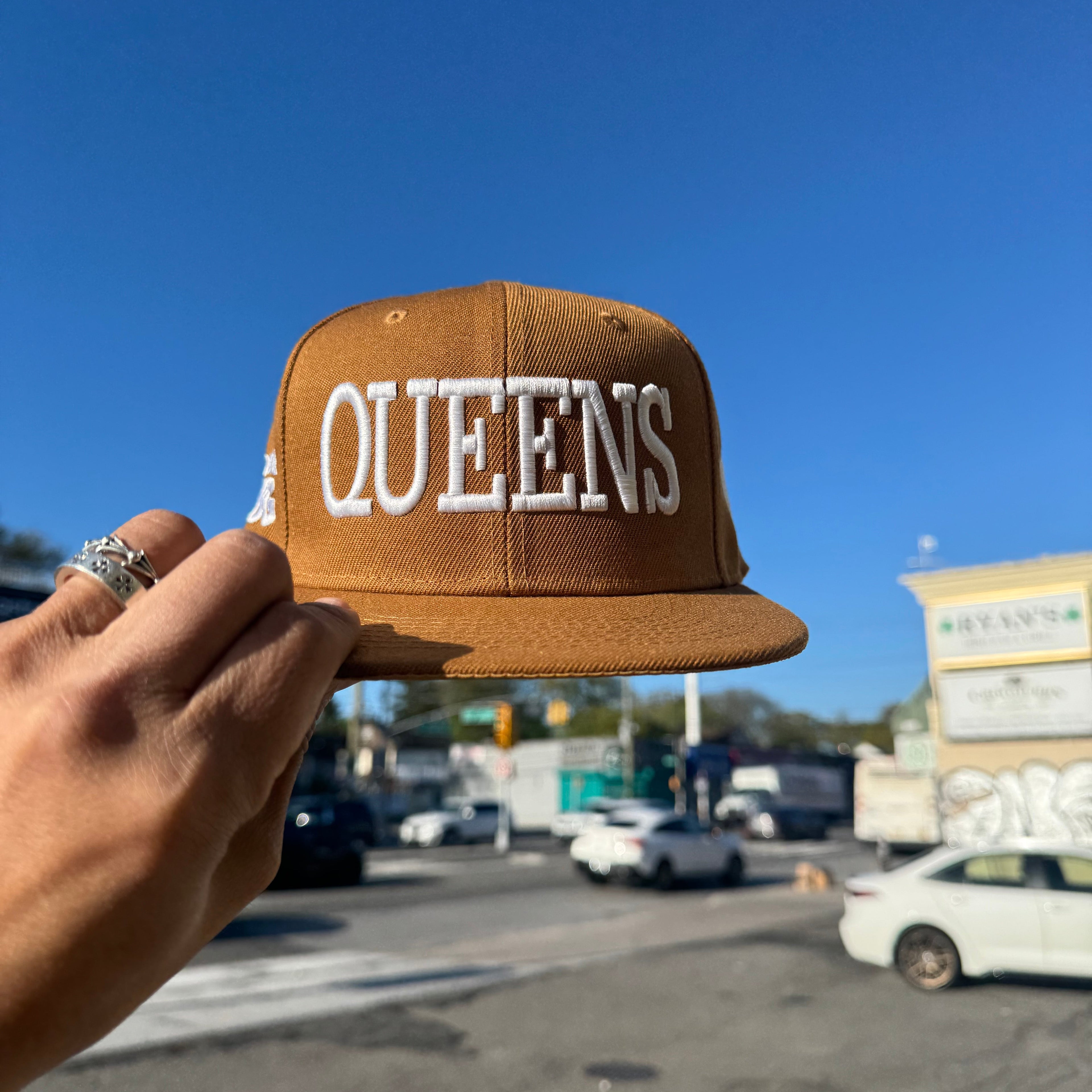 QUEENS NYC PRODUCERPLUG TAN SNAP BACK