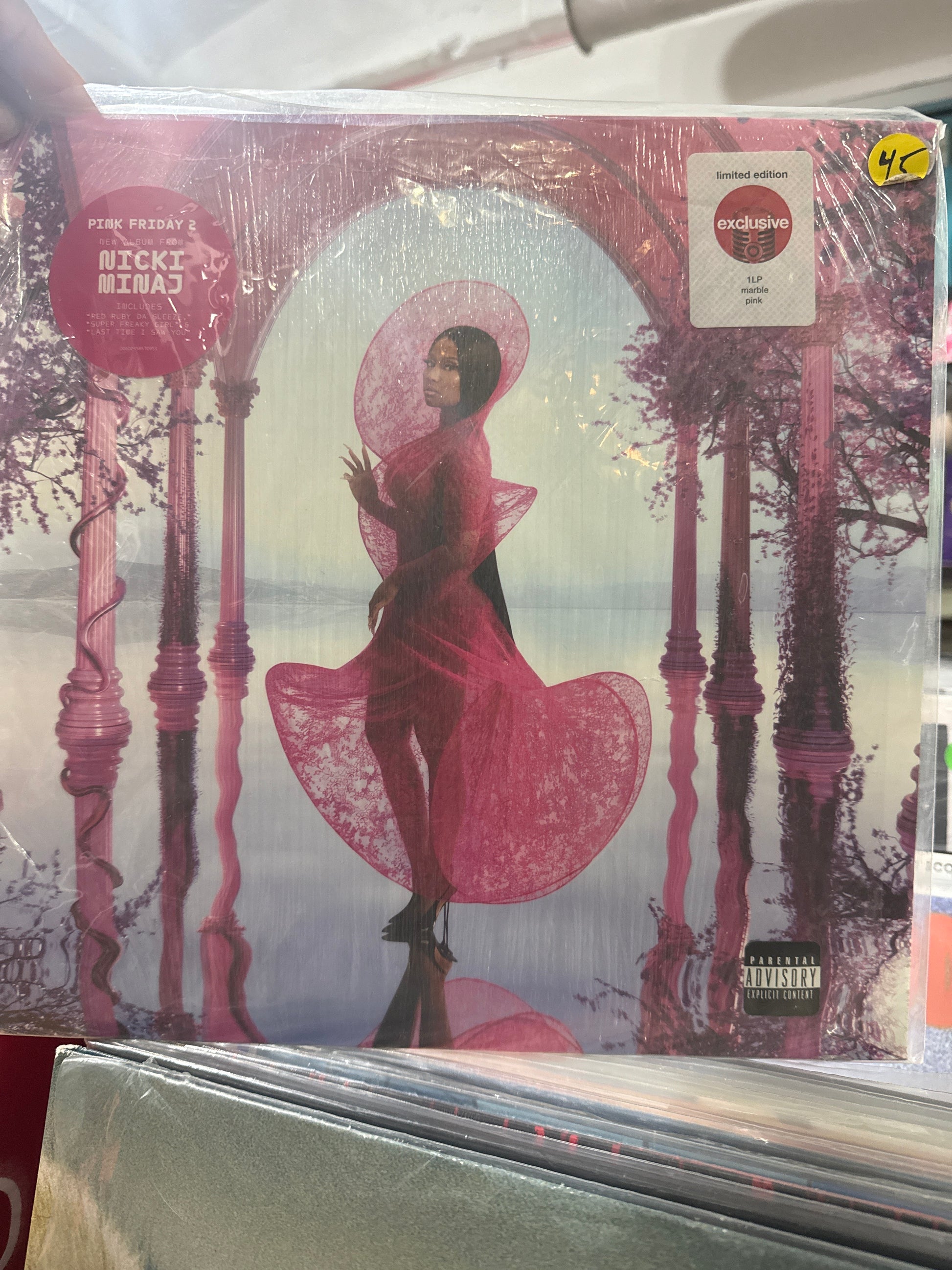 Nicki Minaj pink Friday 2 | LP