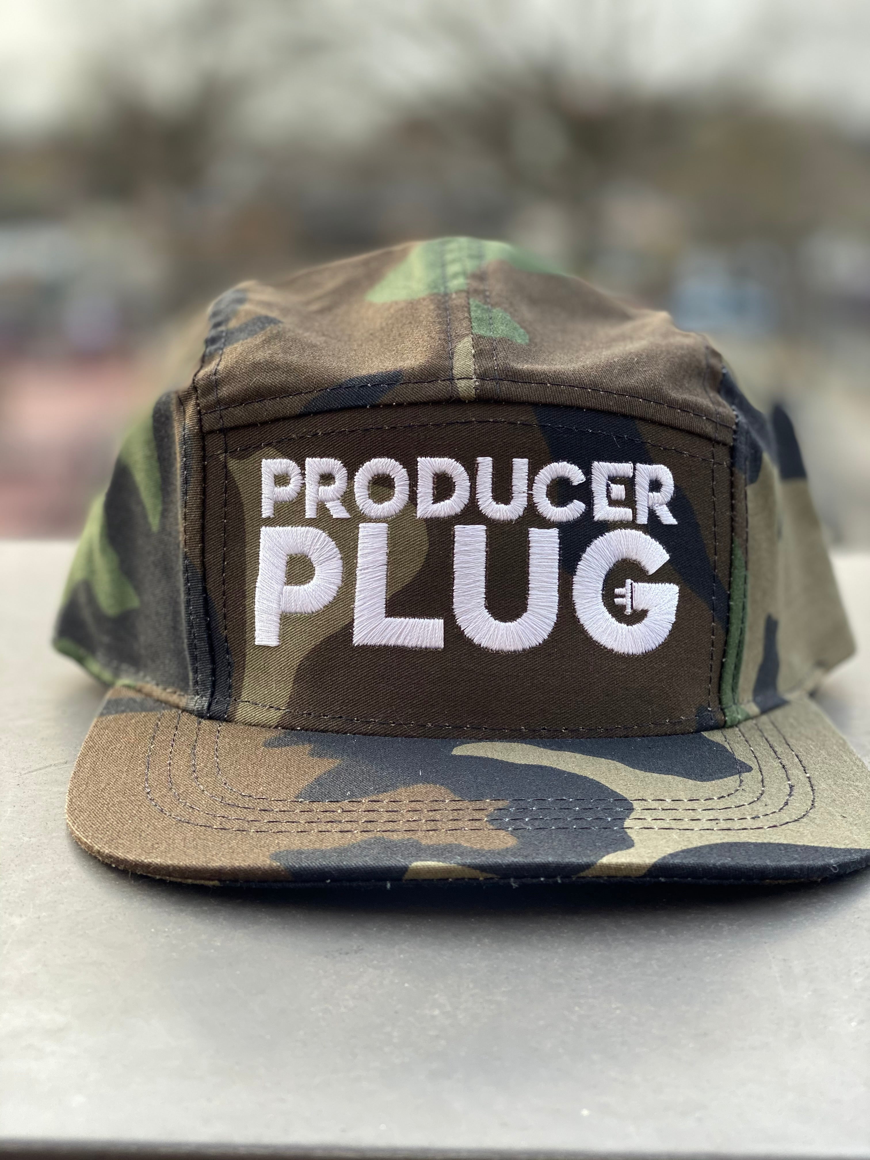 PRODUCER PLUG CAMEO 5PANEL  SNAPBACK (WHITE TEXT)